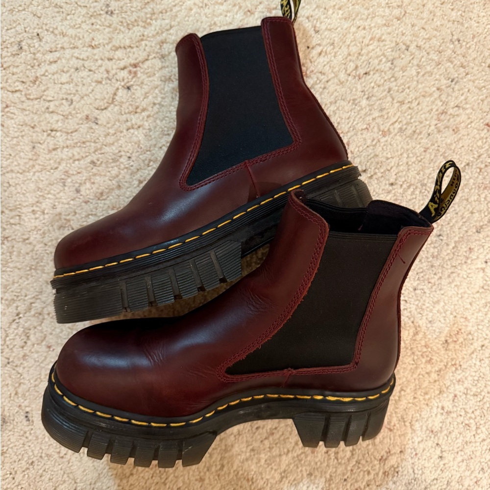 Dr. Martens Audrick Chelsea Boots Sz 9 Burgundy
